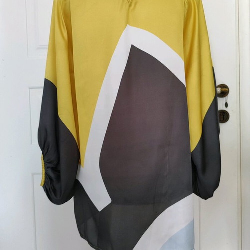 Adda women's blouse size M like new, vintage, multicolor