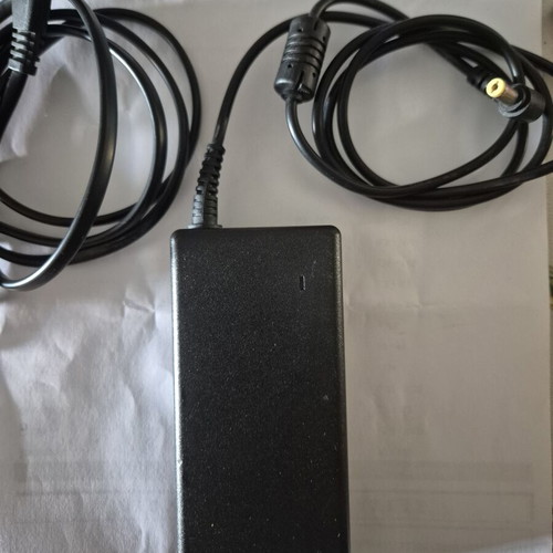 Power adapter for Acer used, functional