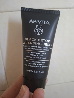 Apivita Black Detox Cleansing Gel