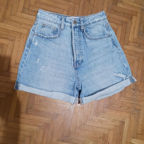 Stradivarius denim shorts size 32 used, blue