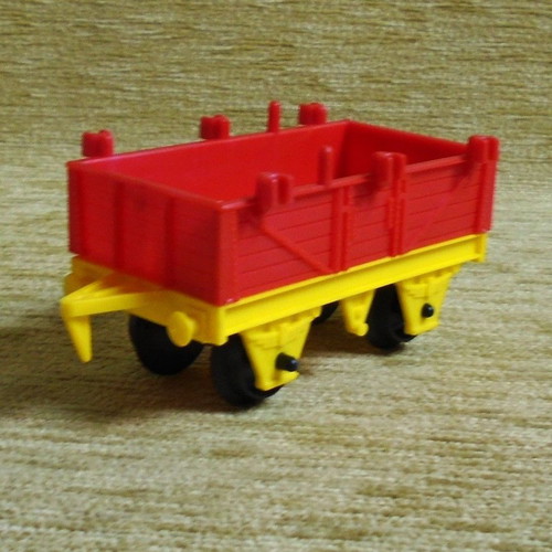 Kivi Vasileiadis Whistling Wind-Up Train New with Box