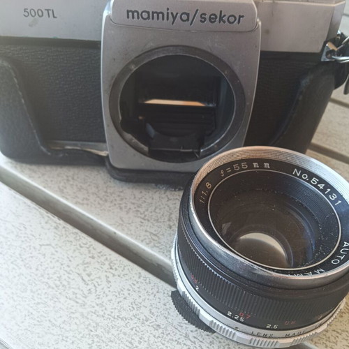 Mamiya Sekor 500TL camera used, lens detached but repairable