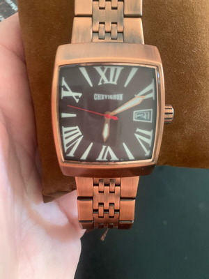 Chevignon watch new brown