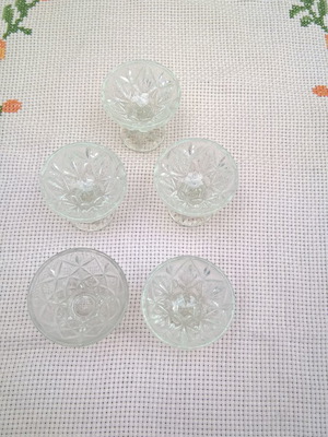 Liqueur glasses used