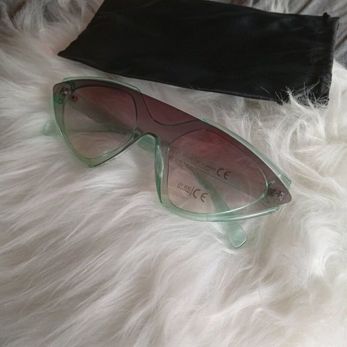 Sunglasses new, green