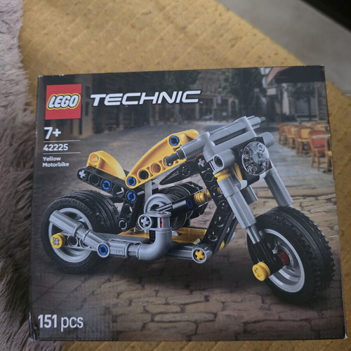 Lego TECHNIC Yellow Motorbike new