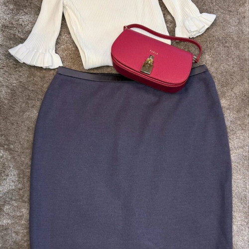 Marc Cain Pencil Skirt like new, Medium-Large, Wool & Cashmere
