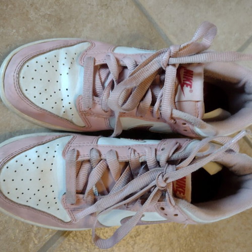 Adidas kids sneakers size 35 used, pink
