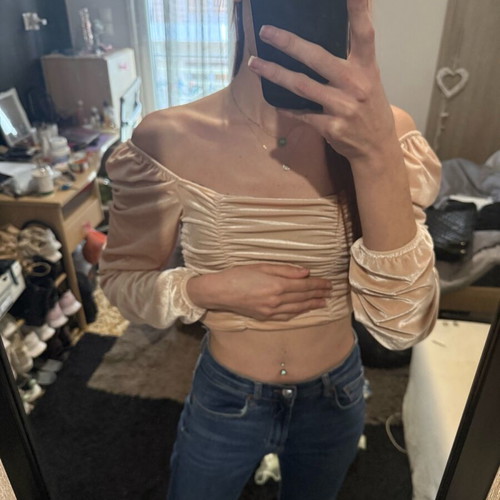 H&M Velvet Off Shoulders Top Pink New