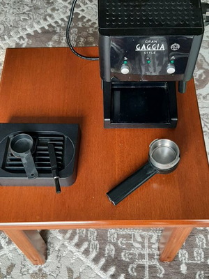 Gran Gaggia semi-professional coffee maker like new with frother and accessories