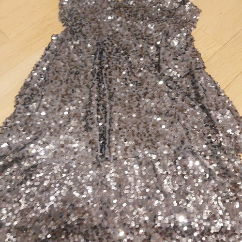 Zara dress with sequins for 7-year-old -  5,00 - Vendora.cy