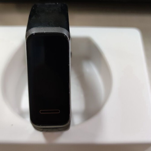 Huawei Band 4 smart watch like new