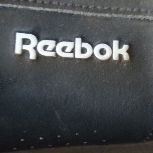 Reebok athletic shoes like new, size 40, black