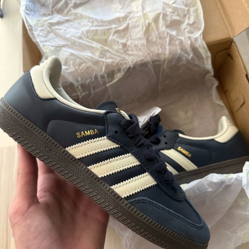 Adidas Samba sneakers new, size 38, black and blue