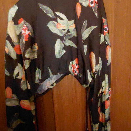 Zini women's colorful crop blouse, size M