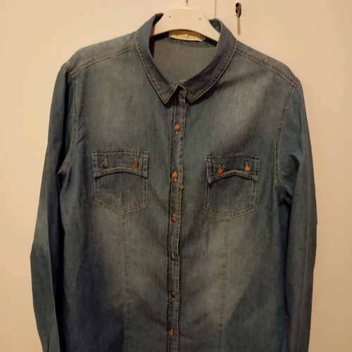 Denim shirt like new, size L, blue