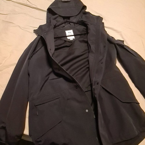 Y3 parka black like new, size M