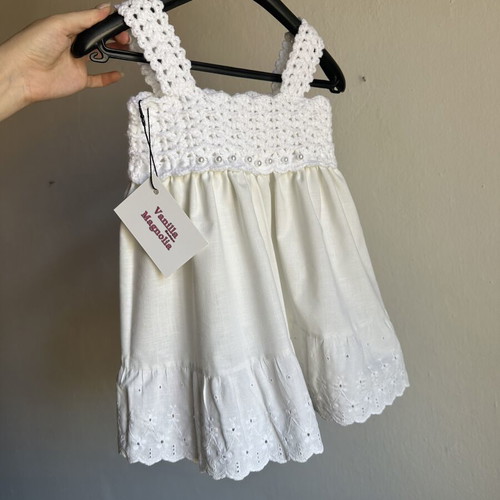 Baby dress from Vanilla Magnolia Boutique with accessories, new, 9-12 months
