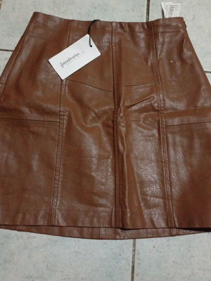 Stradivarius brown leather skirt XS new with tag, defect