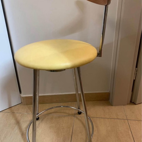 Stool like new, set of four pieces