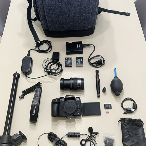 Panasonic Lumix G7 4K Vlogging Kit