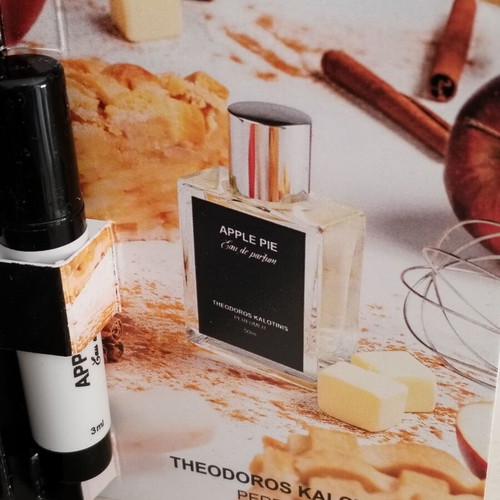 Apple Pie Eau de Parfum Tester 3 ml like new by Theodoros Kalotinis