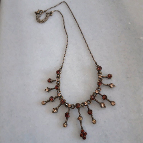 Vintage metal necklaces like new, set of 2 with honey and white crystals