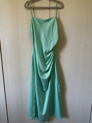 Midi satin dress green, like new, size S