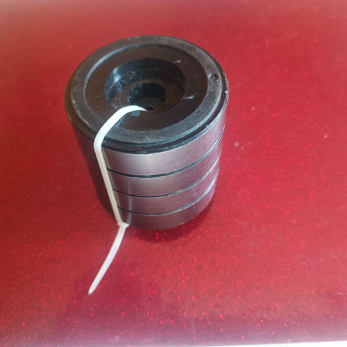 Audio equipment feet like new, titanium color