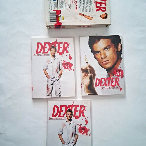 Dexter Season 2 DVD box set used with English subtitles