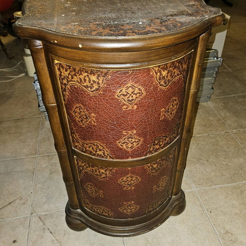 Wooden cabinet used with shelf, 66x45x73.5 cm