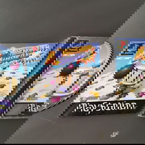 Playstation Bomberman World Complete… € 35,00