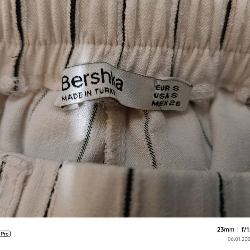 Bershka pants size S like new, white with stripes
