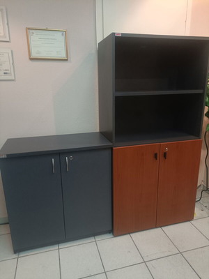 Σετ επίπλων γραφείου Sato σαν καινούργιο με ψυγείο