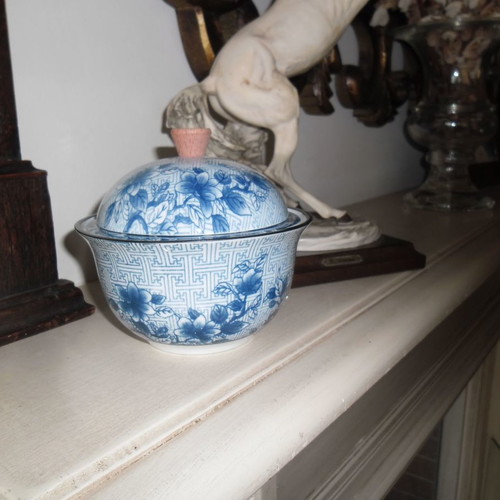 Chinese ashtray new, blue/white