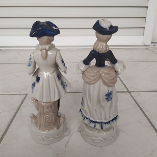 Vintage figurine couple used, high society, 22 cm tall