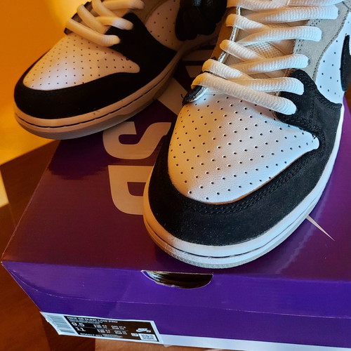 Nike SB Dunk Low Pro "Chlorophyll" new, size 43