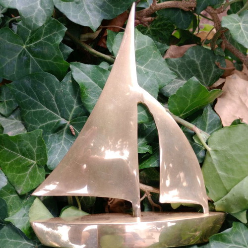 Brass decorative sailboat Zoulovits like new