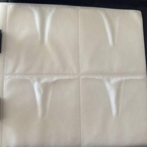 Sentio CD/DVD Storage Album like new, fabric case with handle
