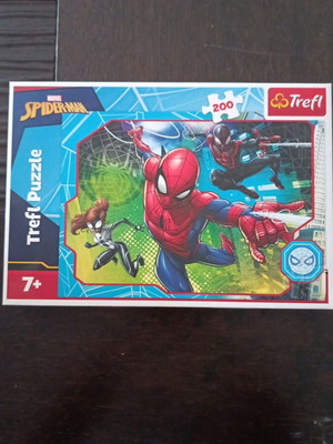 Spiderman puzzle 200 pieces for kids 7+