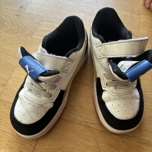Puma παιδικά sneakers νούμερο 27 σαν καινούργιο