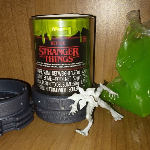 Stranger Things Demogorgon Slime Mini Figure new