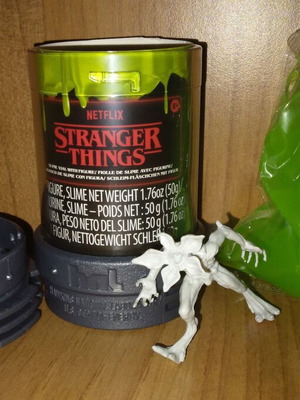 Stranger Things Demogorgon Slime Mini Figure new