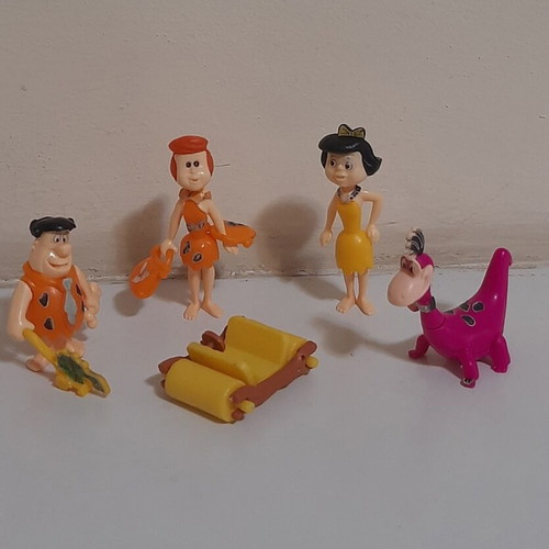 Vintage '90 Flintstones figure set of 5, like new, assembled