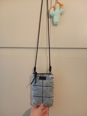 Pull & Bear denim crossbody bag new, fluffy, faded style