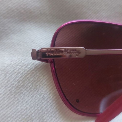 Hello Kitty aviator sunglasses like new, pink with flex arms