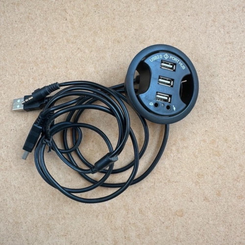 USB desk grommet like new