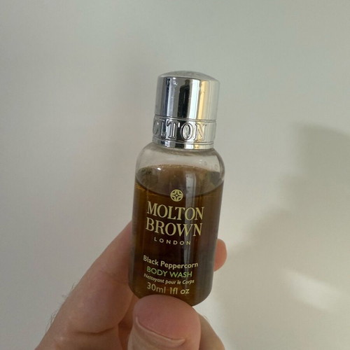 Molton Brown Black Peppercorn Body Wash 30ml like new