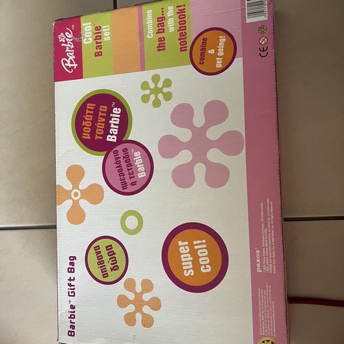 Barbie Vintage Gift Bag 2005 like new