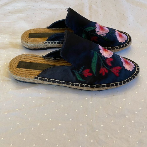 Zara vintage mules new with embroidery, black and multicolor